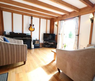 2 bedroom cottage to rent - Photo 1