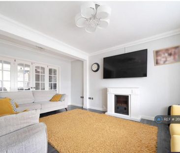 5 bedroom semi-detached house to rent - Photo 1