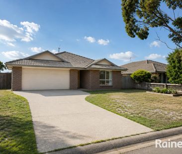 4-bedroom home in Koala Bay Estate - Photo 5