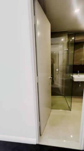 4 Finch Dr, Sydney - Photo 2