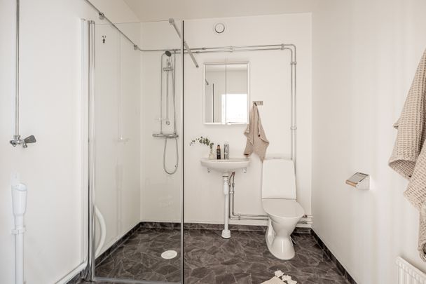 Hindsbogatan 43 A - Foto 1