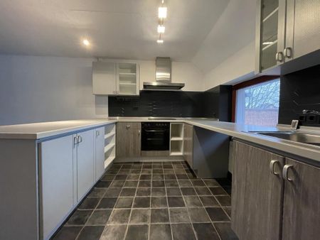 Gemütliche Maisonette-Wohnung mit Terrasse in Braunschweig-Ölper! - Photo 4