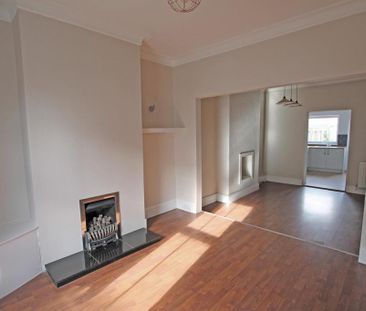 2 bedroom detached house to rent - Photo 2