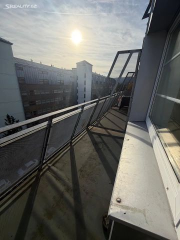 Pronájem bytu 1+kk 36 m² - Photo 2