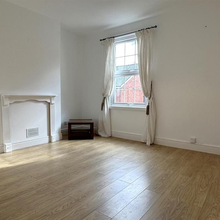 2 bedroom duplex to rent - Photo 1