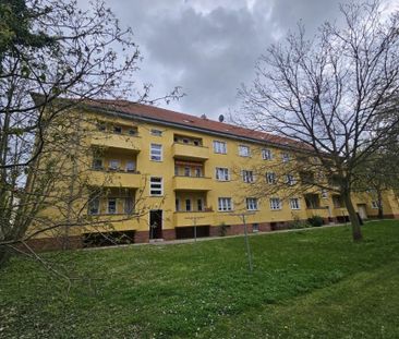 Idyllisch gelegene 2- Zimmerwohnung inkl. Tageslichtbad mit Badewan... - Foto 2