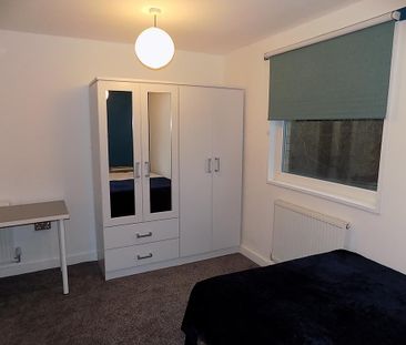 1 bedroom in a house share to rent - Photo 5
