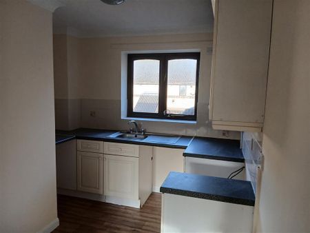 Gordon Court - Photo 3