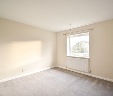 Newly decorated 4 bedroom house situated to the south of the city o... - Photo 6