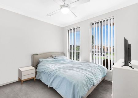 MODERN TWO BEDROOM FLAT, WATER USAGE INCLUDED - Photo 2