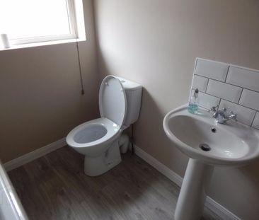 56a Larkfield Road, Belfast, BT4 1QE - Photo 6