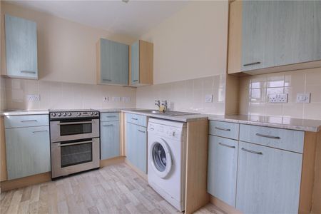 2 bed apartment to rent in Woodcock Close, Middlesbrough, TS6 - Photo 4