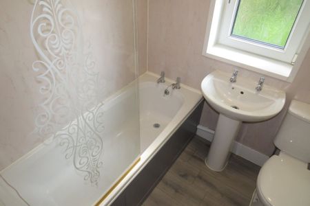 Whiteley Avenue - Photo 3