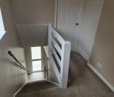 3 bedroom semi-detached house to rent - Photo 4