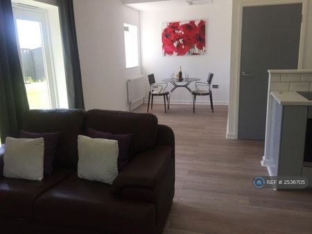 1 bedroom bungalow to rent - Photo 2