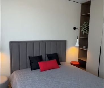 1 bed Flat in 26 Gloucester Terrace , London, W2 3DD - Photo 2
