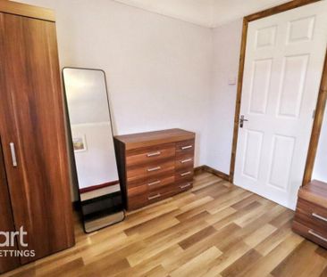 2 bedroom semi-detached house to rent - Photo 2