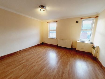 2 Bedroom Flat to Rent in Mill Road, Kettering, Northants, NN16 - Photo 5