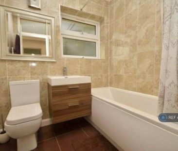 2 bedroom end of terrace house to rent - Photo 6