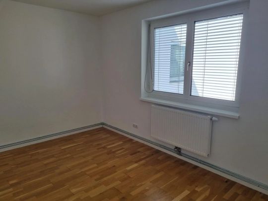 unbefristet | nette 3,5 Zimmer-Wohnung mit Stellplatz! - Photo 1