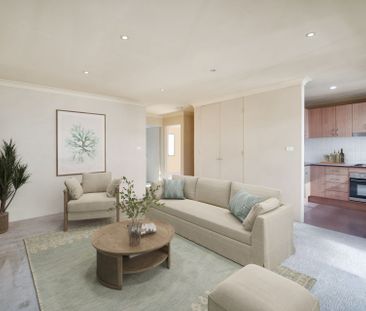 Conveniently located - Photo 3