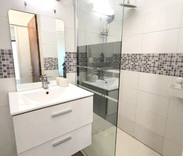 Grand studio avec terrasse - Photo 5