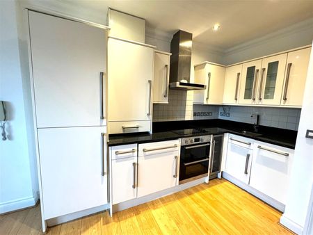 Southend Road, Hockley - Photo 3