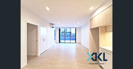 Unfurnished Two Bedroom in Centrale [Private Inspection Available] - Photo 4