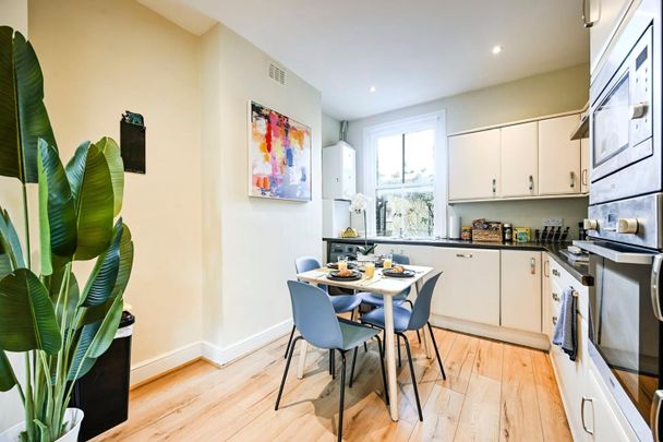 2 Bed Flat, St Dunstan's Road, W6 - Photo 1