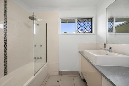 31 Munbilla Drive, Kelso - Photo 2