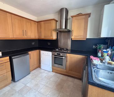 Newland Avenue - Photo 3