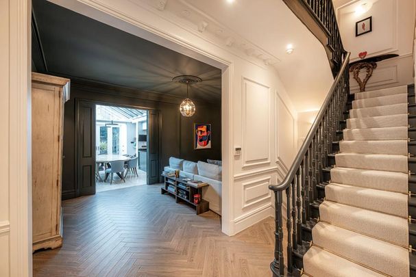 5 bedroom terraced house to rent - Photo 1