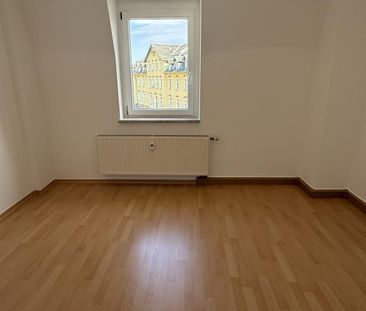 3 room apartment with fitted kitchen – Save now in your new home - Foto 1