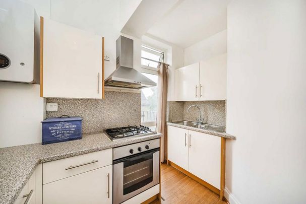 1 bedroom flat to rent - Photo 1