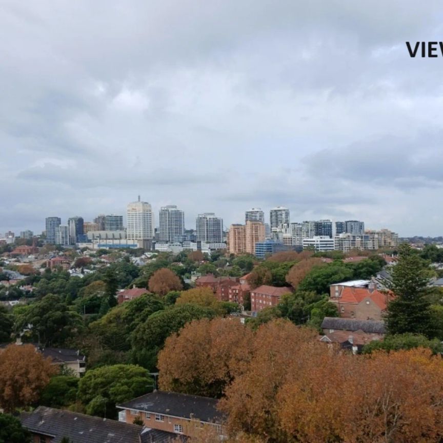 Light And Bright Two Bedroom Apartment with pool in Security Building - Photo 1