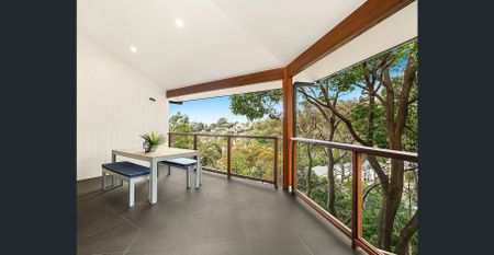 A Luxurious Haven of Light, Space and Serenity - Photo 2