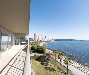 Waterfront 2 bdrm with stunning views - Photo 2