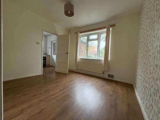 Elmley Close, Malvern, WR14 - Photo 1