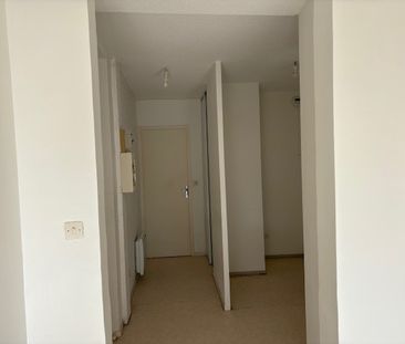 Appartement T1 en plein centre ville de Margny Cours - Photo 1