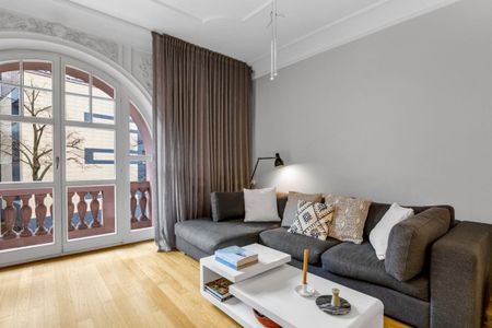 Apartament w zabytkowej kamienicy na Flory 70 m² - Photo 3