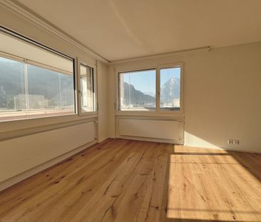 Komplett sanierte 3.5-Zimmerwohnung mit herrlicher Aussicht - Photo 1