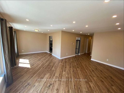 For Lease - 331 Roywood Crescent Unit# MAIN, Newmarket, Ontario - Photo 1