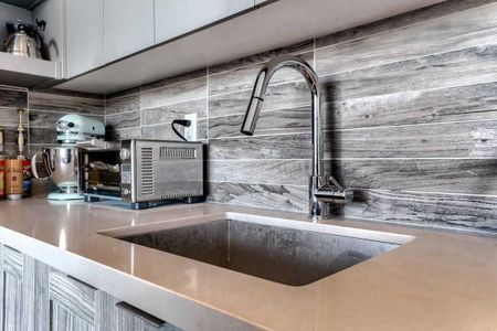 For Lease - 2916 Highway 7 Road Unit# 611, Vaughan, Ontario - Photo 5