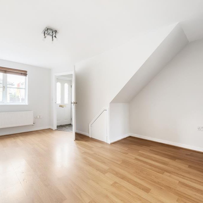 2 bedroom semi-detached house to rent - Photo 1