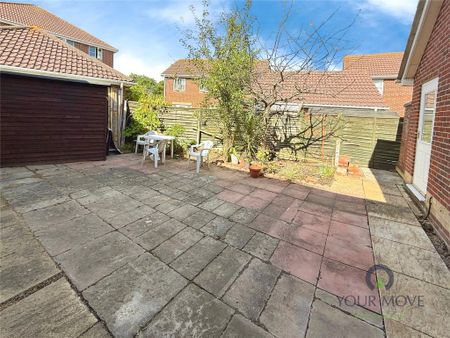 3 bedroom link detached house to rent - Photo 4