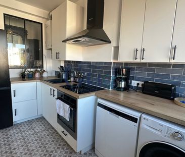 Appartement 44 m² - 2 Pièces - Clamart (92140) - Photo 2