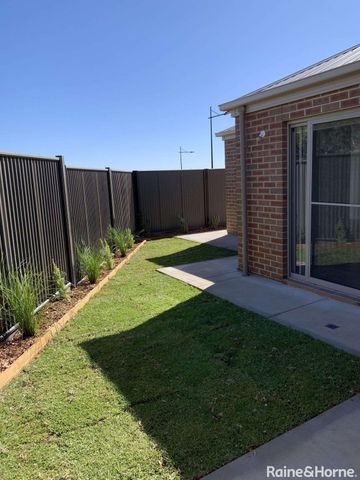 10 Henderson Street, Blakeview, SA 5114 - Photo 2