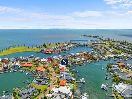 Stunning Canal-Front Home with Pontoon â Convenience Meets Lifestyle - Photo 4