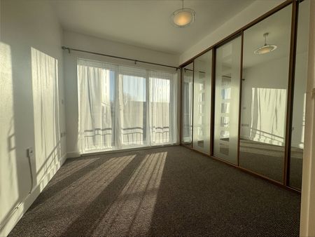 2 bedroom apartment to rent Shot Tower Close, Chester, Cheshire, CH1 - Photo 3