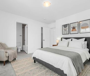 For Lease - 37 Turnberry Lane, Barrie, Ontario - Photo 2